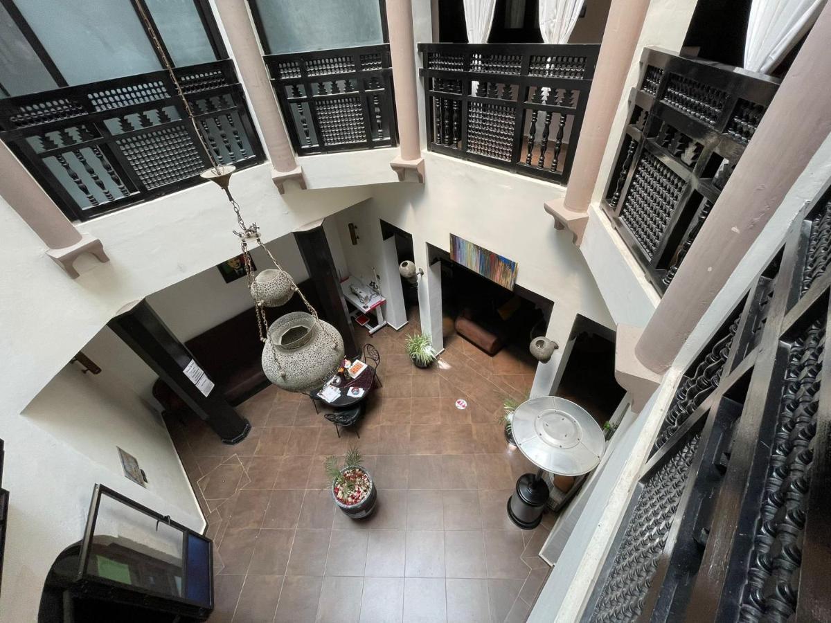 Riad 7 Pierres 에사우이라 외부 사진
